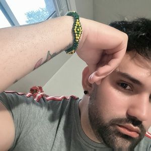 Meet your Posher, Luis